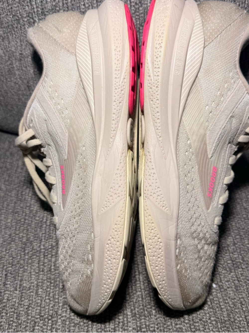 BROOKS  Women’s Adrenaline GTS 24 Running Shoes Chateau Grey Coconut Pink Size 9 - Picture 7 of 14